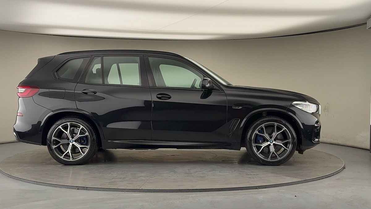 BMW X5 Image 16