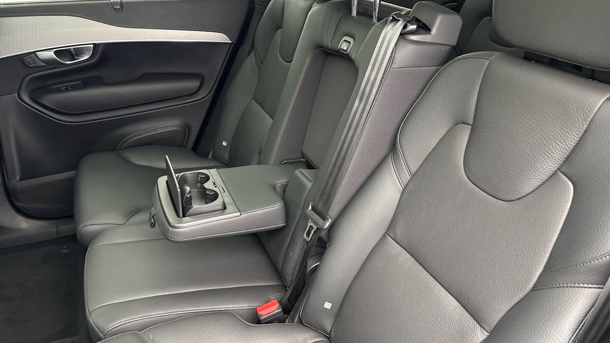 Volvo XC90 Image 9