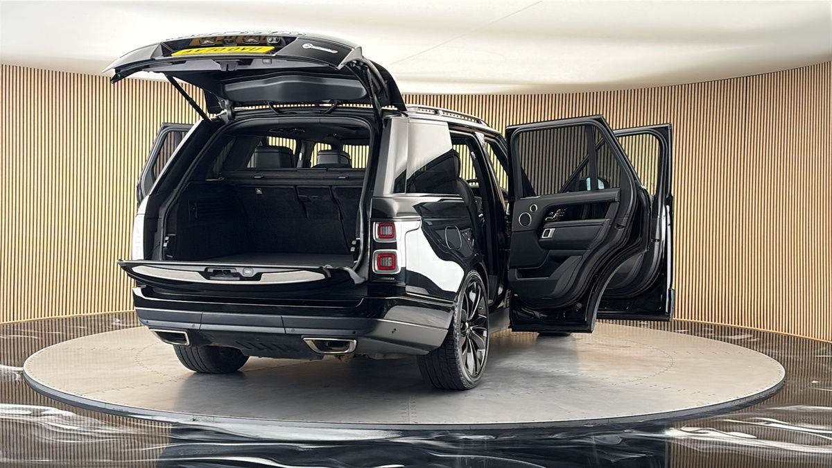 More views of Land Rover Range Rover