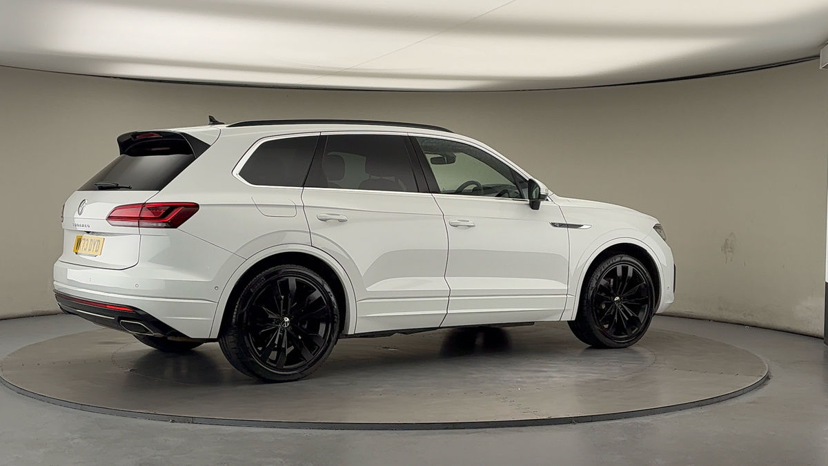 More views of Volkswagen Touareg