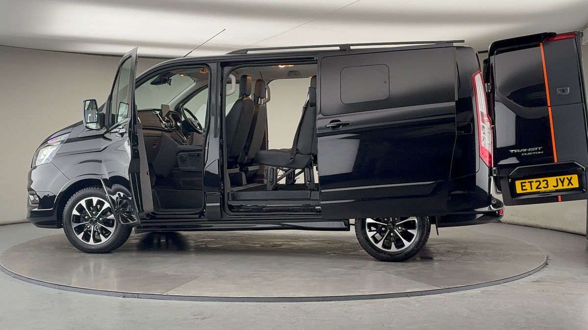 More views of Ford Transit Custom