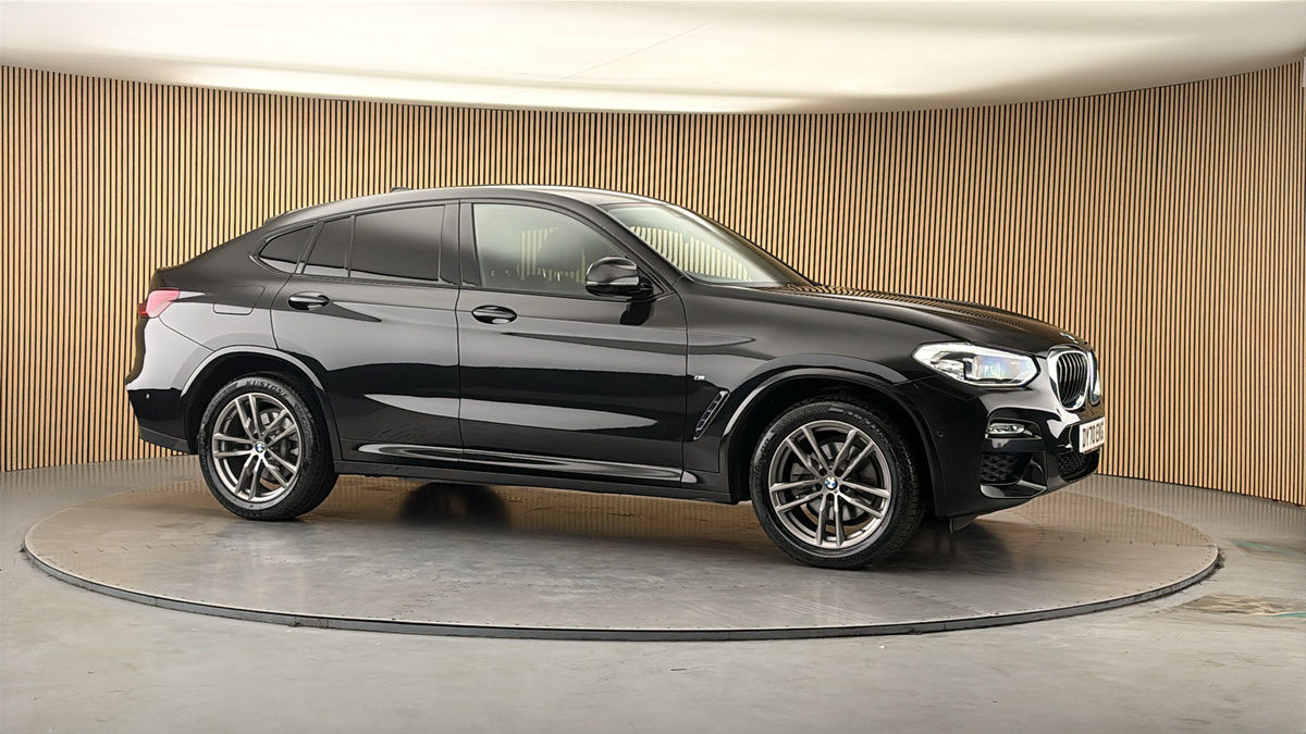 More views of BMW X4