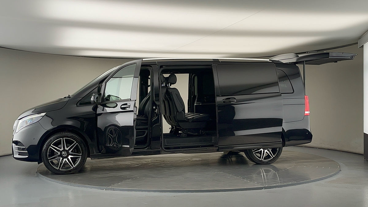 More views of Mercedes-Benz V Class