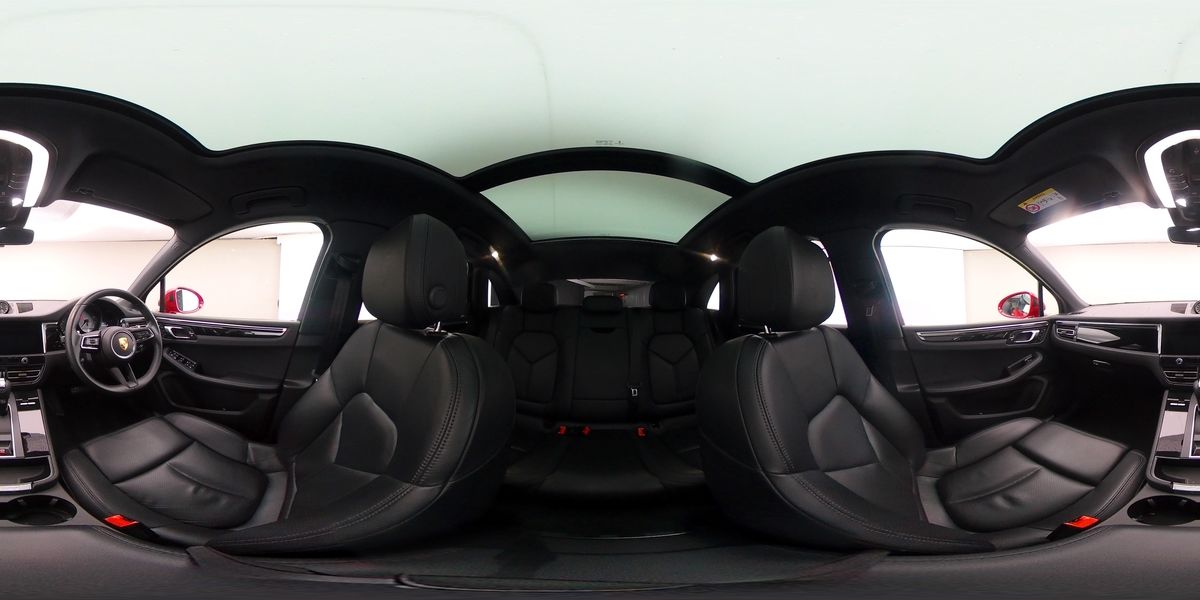 More views of Porsche Macan