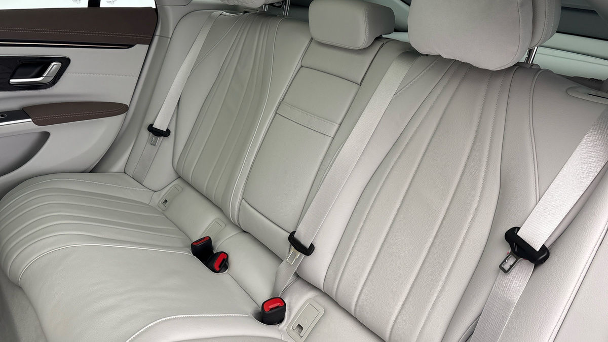 Mercedes-Benz EQS Image 8