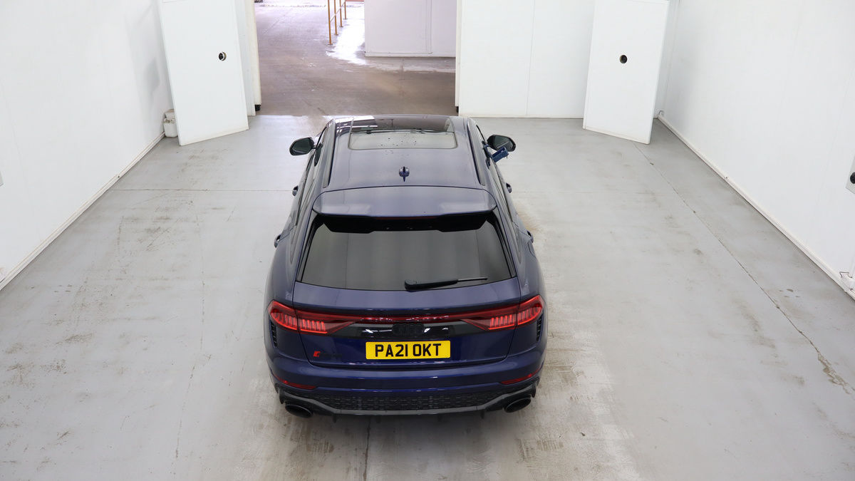 Audi RSQ8 Image 23