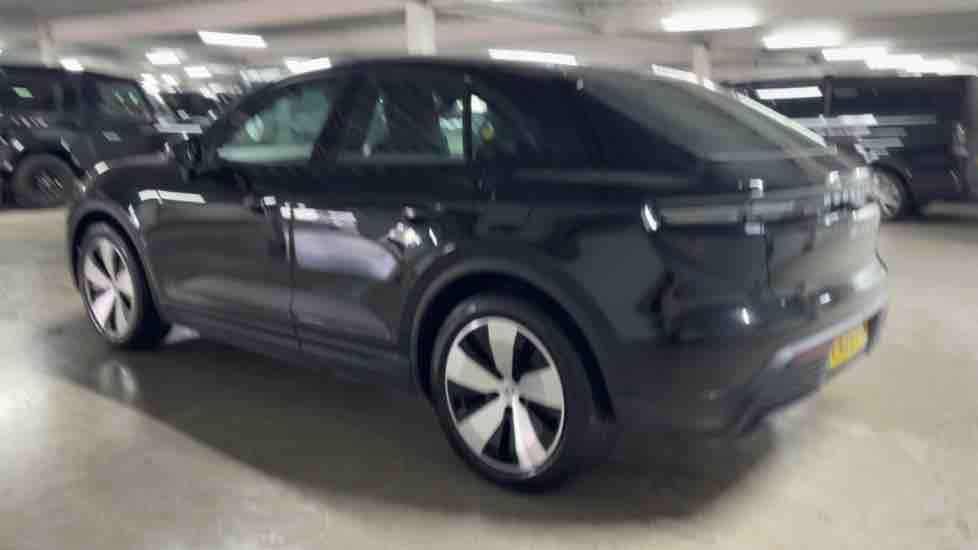 More views of Porsche Macan