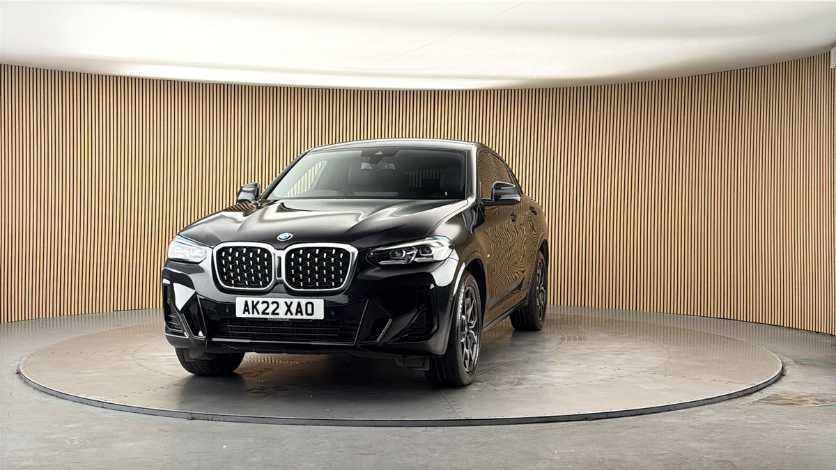 More views of BMW X4