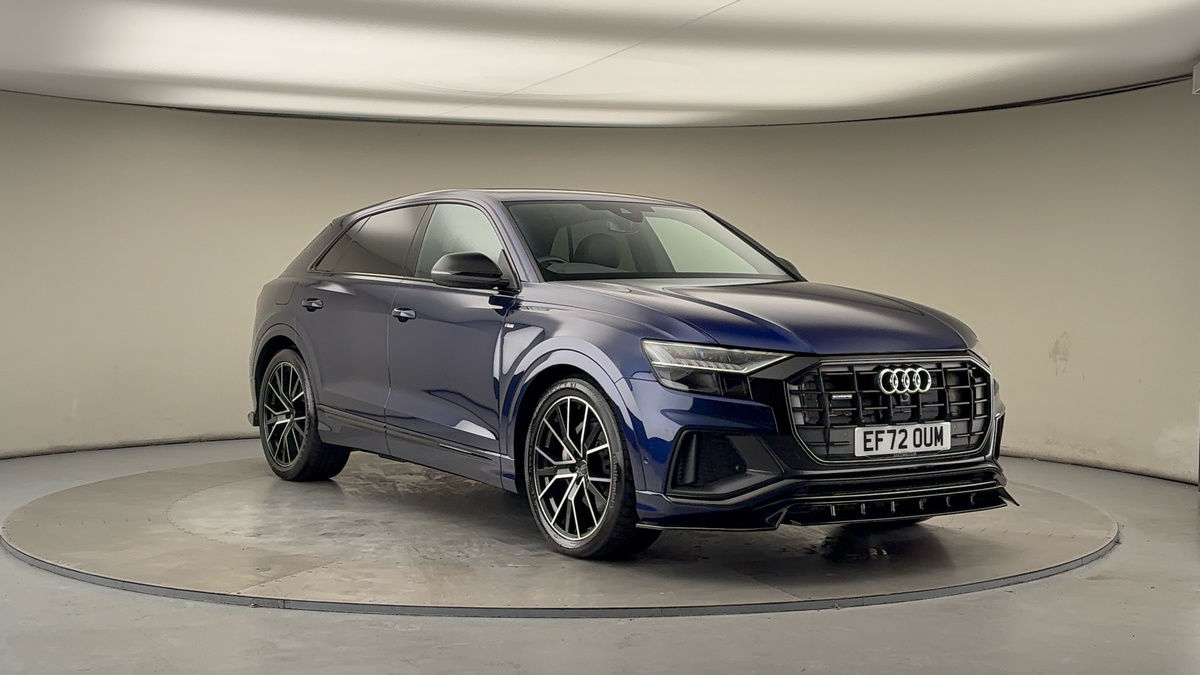 Audi Q8 Sticky Header Image