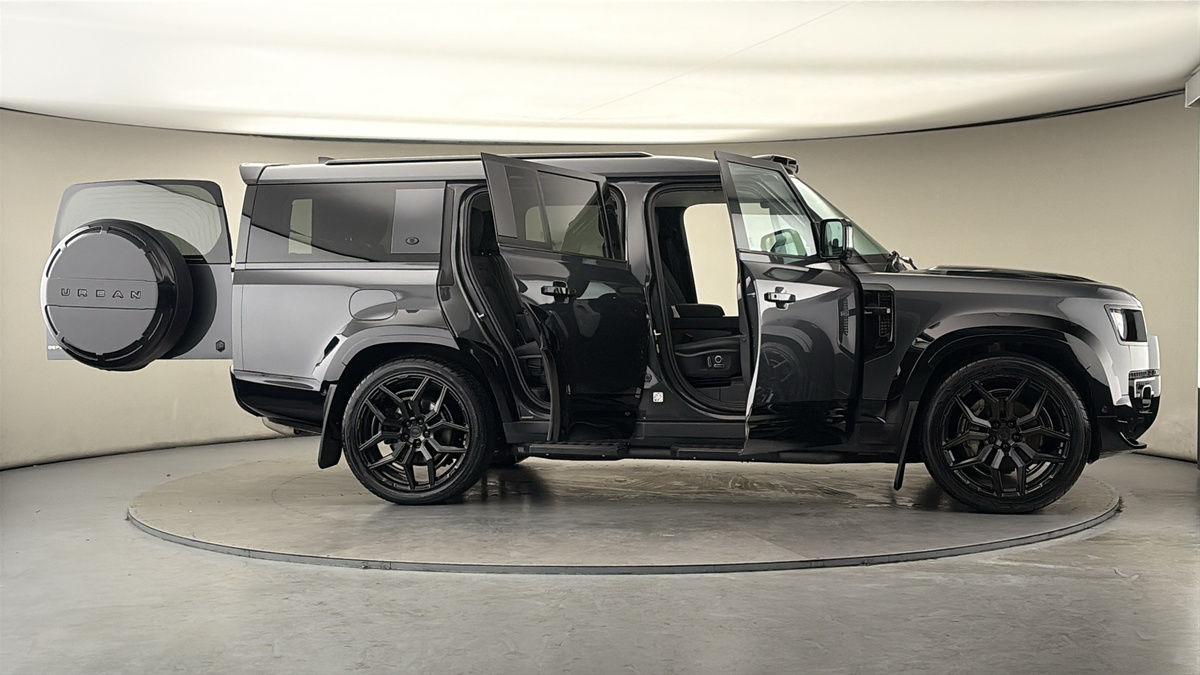 More views of Land Rover Defender 130