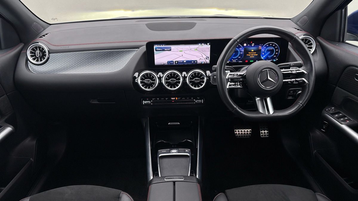 Mercedes-Benz EQA Image 12