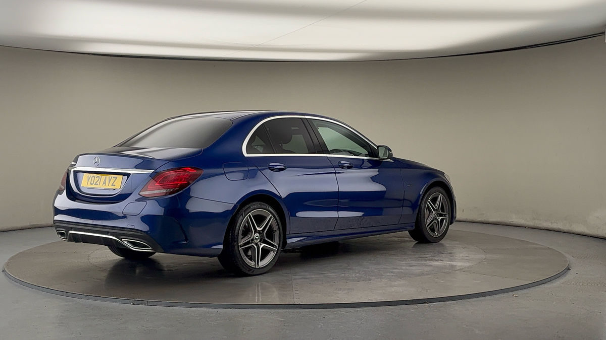 Mercedes-Benz C Class Image 21