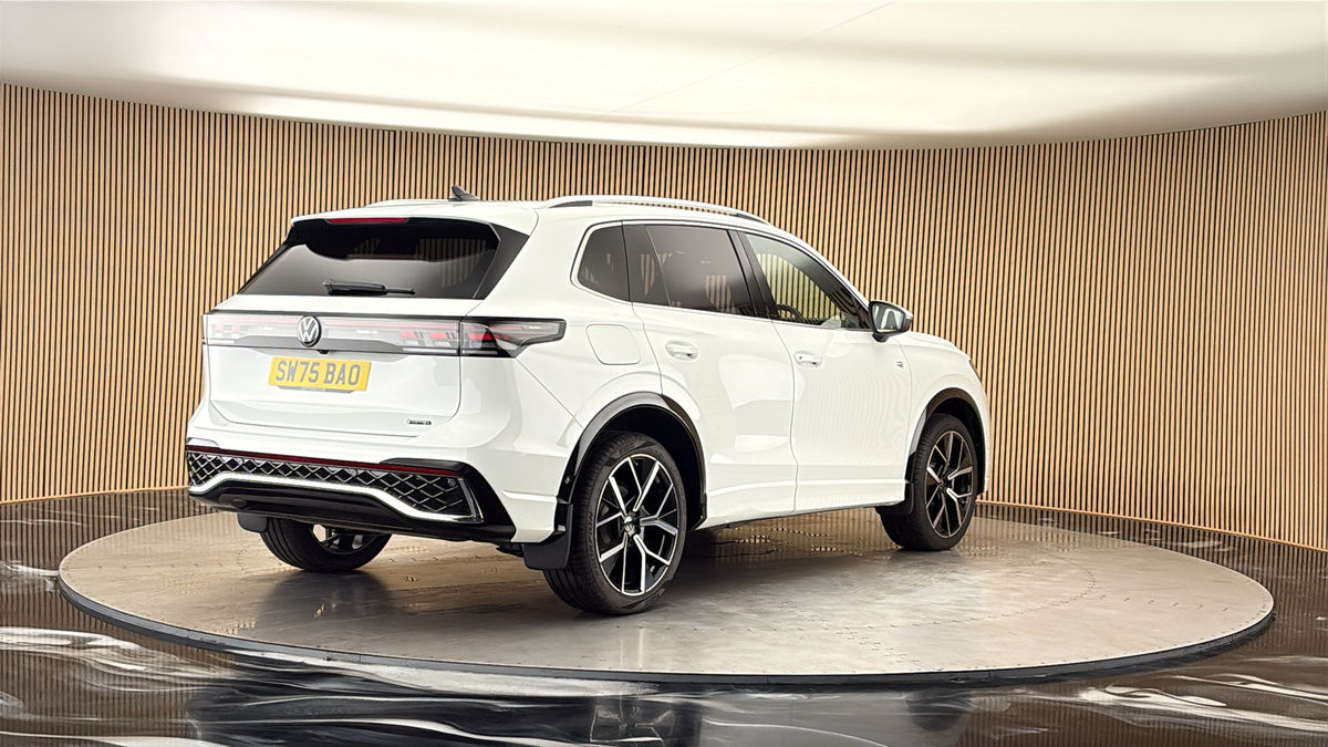 More views of Volkswagen Tiguan