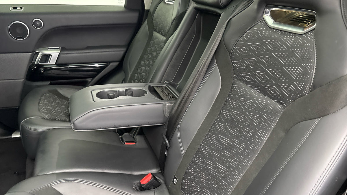 Land Rover Range Rover Sport Image 9