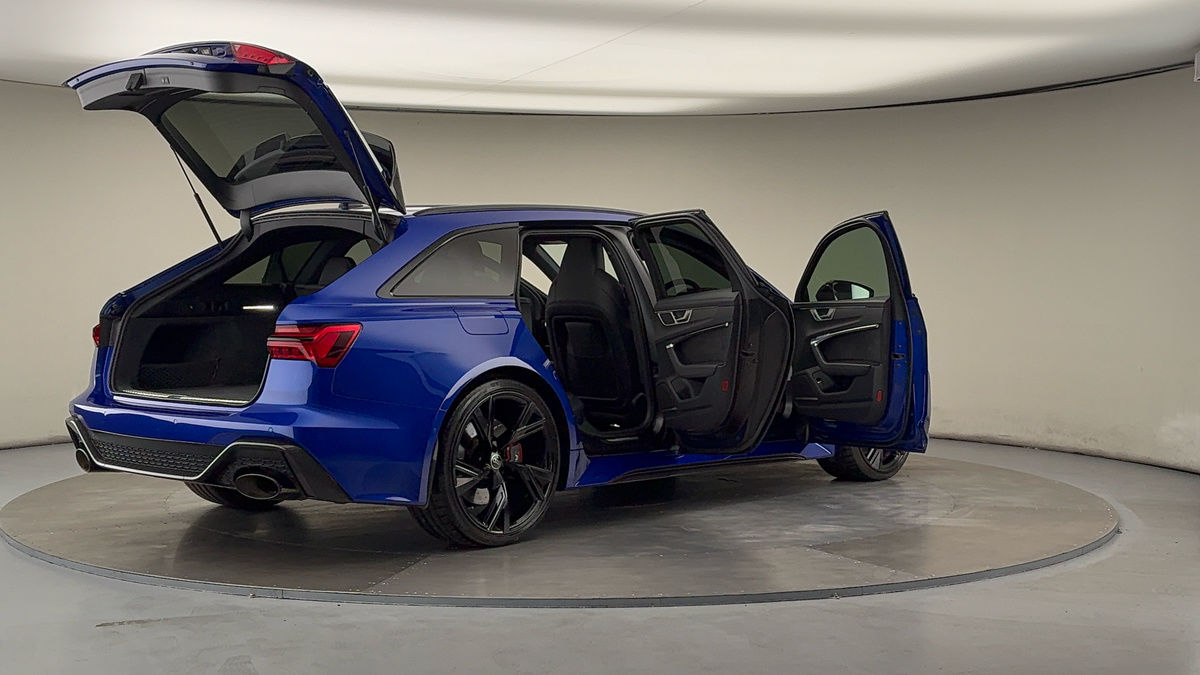 More views of Audi RS6 Avant