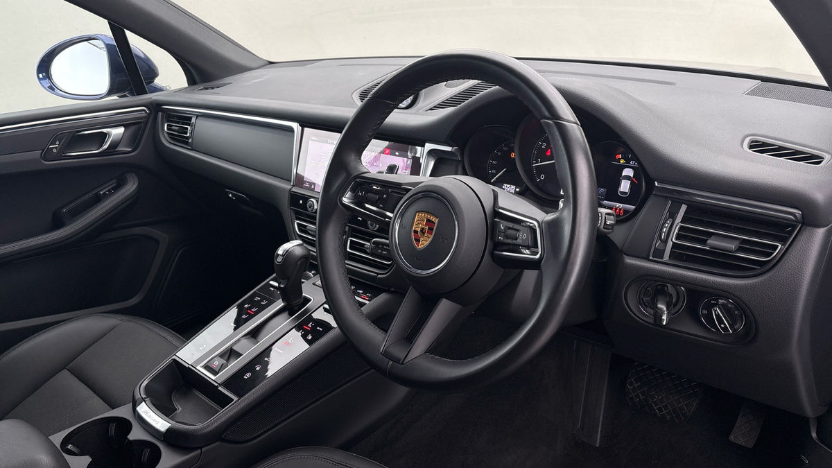 Porsche Macan Image 5