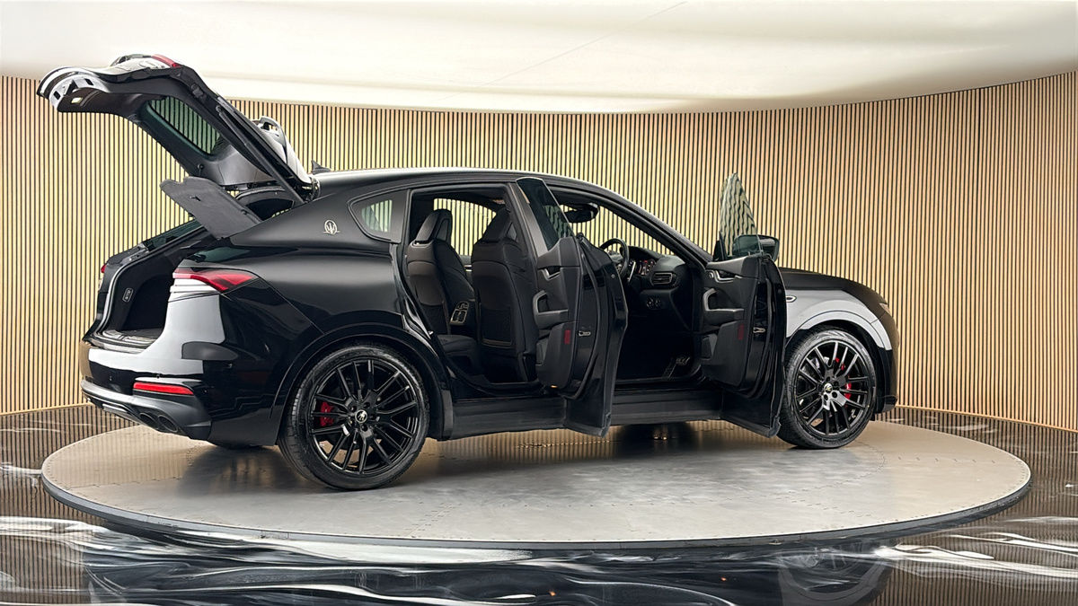 More views of Maserati Levante