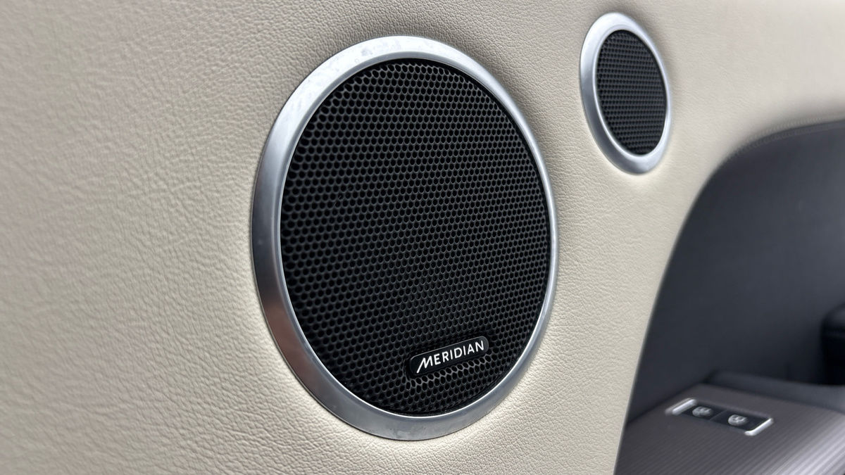 Land Rover Range Rover Sport Image 25