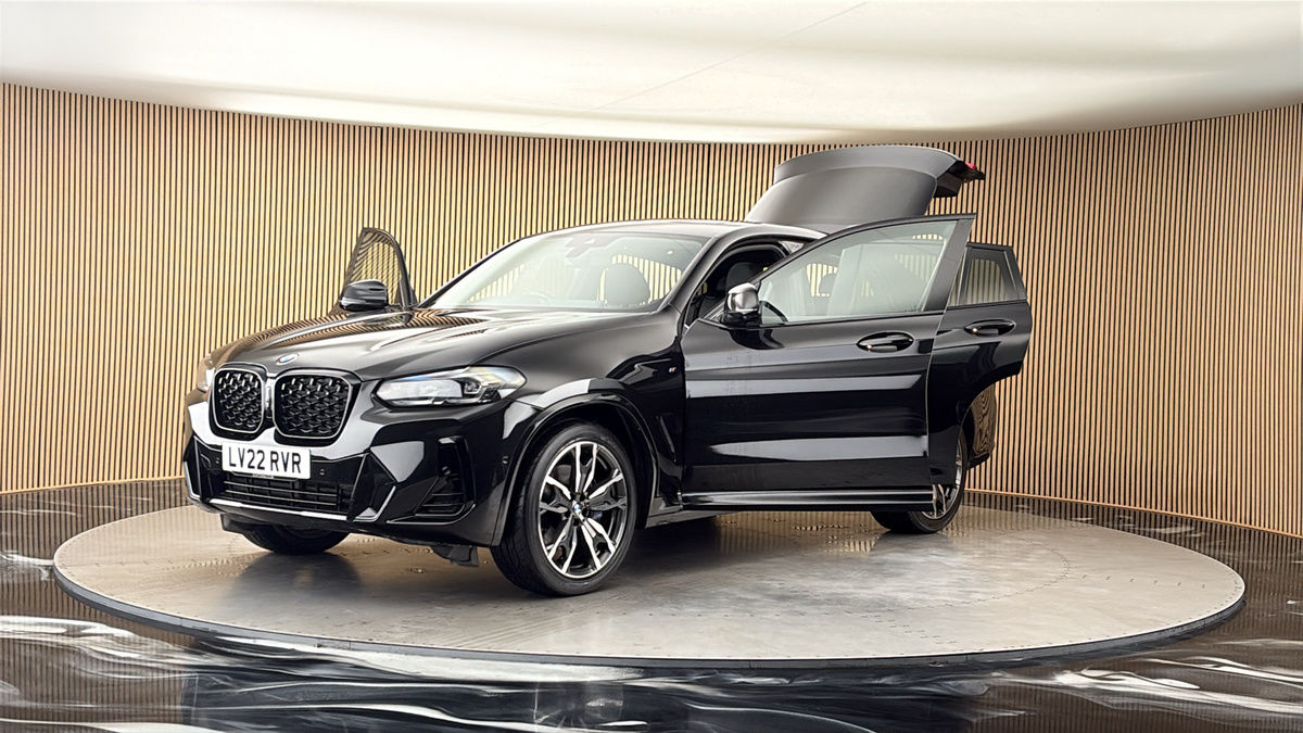 More views of BMW X4
