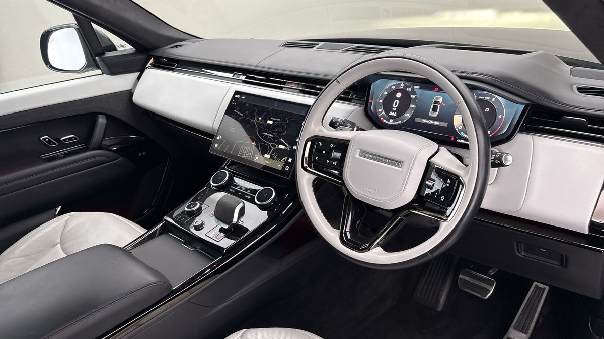 Land Rover Range Rover Sport Image 5