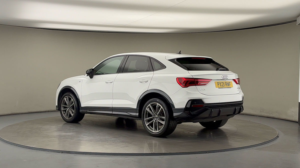 More views of Audi Q3