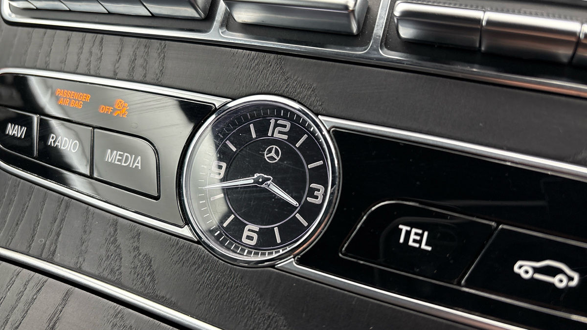 Mercedes-Benz E Class Image 6