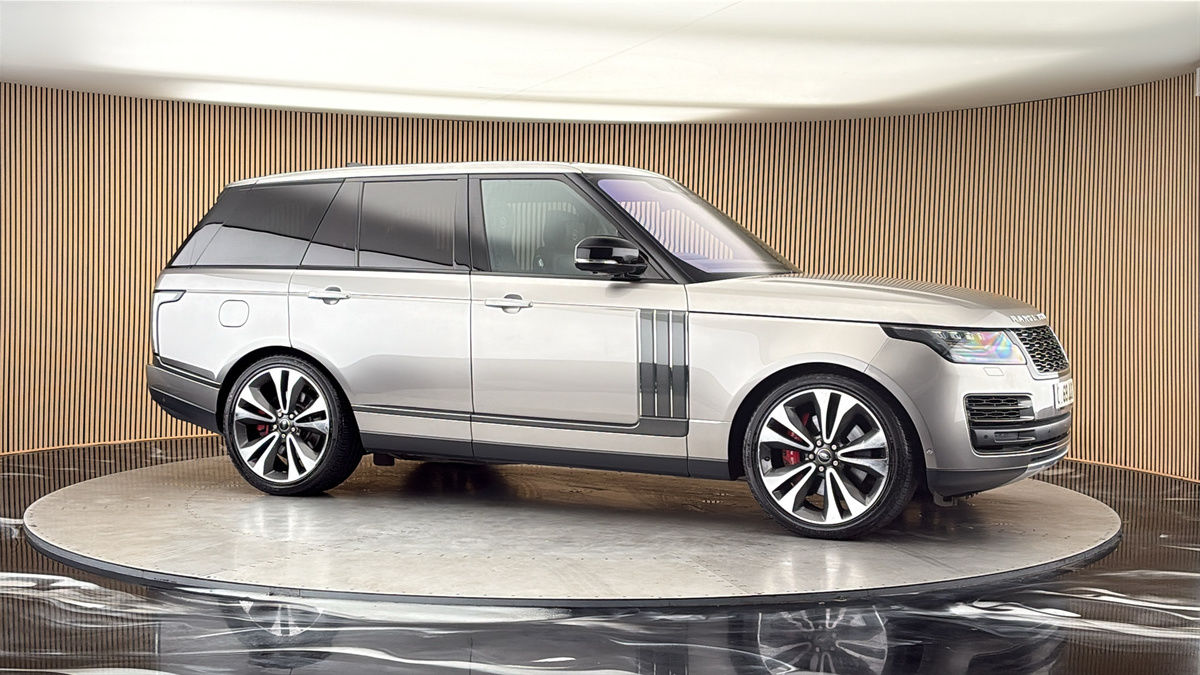 More views of Land Rover Range Rover