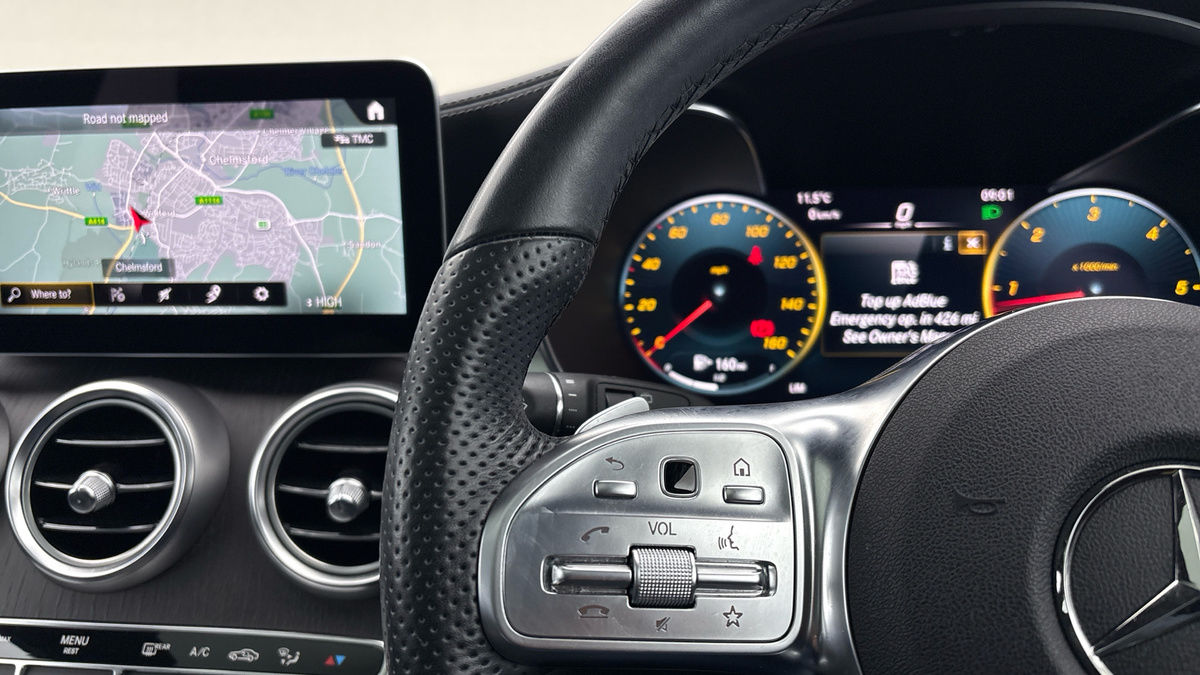 Mercedes-Benz GLC Image 13