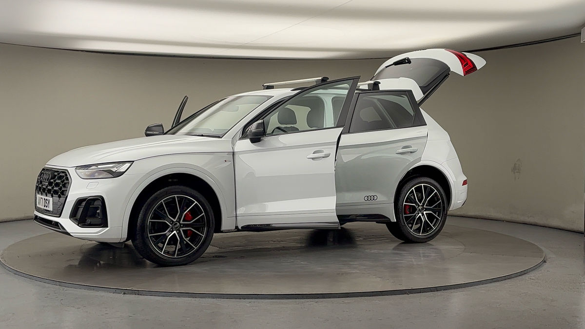 More views of Audi Q5