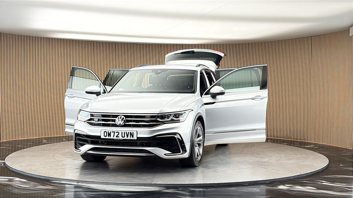 More views of Volkswagen Tiguan
