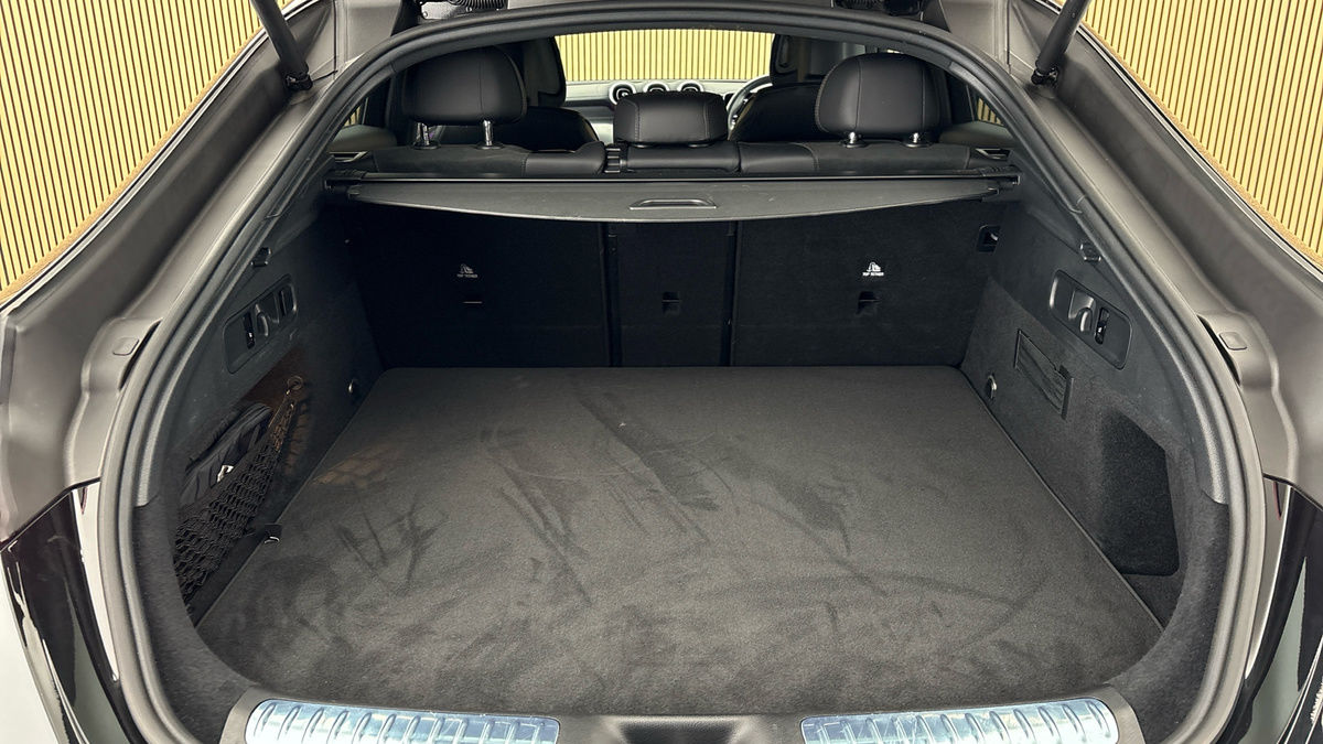 Mercedes-Benz GLC Image 11