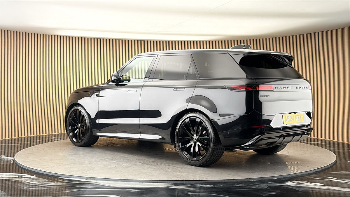 More views of Land Rover Range Rover Sport