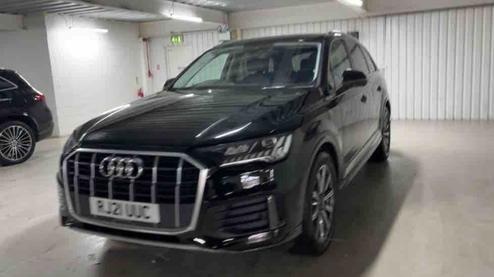 More views of Audi Q7