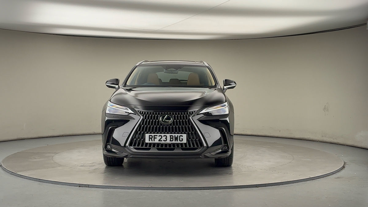 Lexus NX Image 3