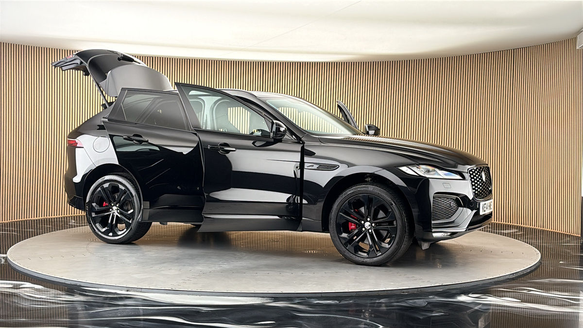 More views of Jaguar F-PACE