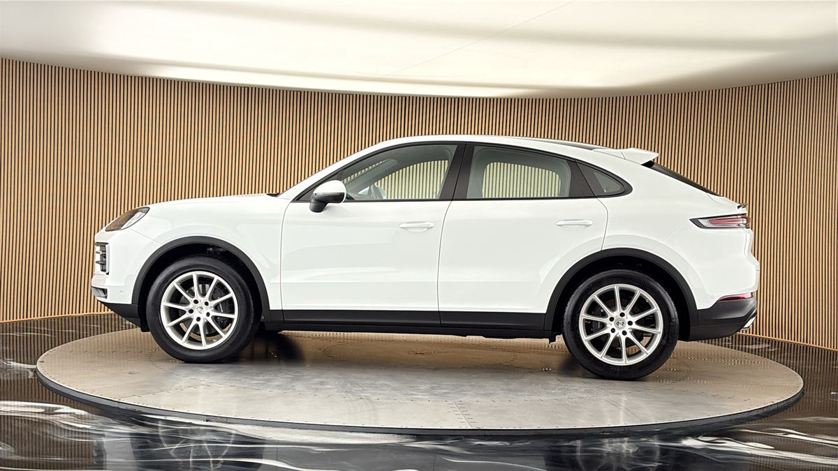 More views of Porsche Cayenne