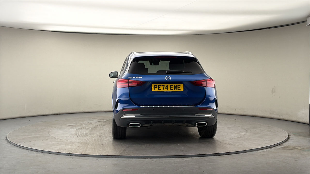 More views of Mercedes-Benz GLA