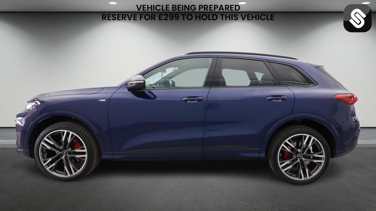 Audi Q5 Image 6