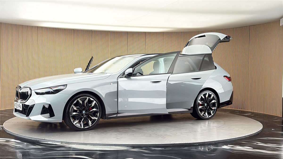 More views of BMW 5 Series