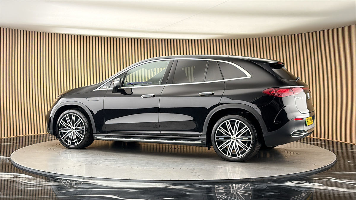 More views of Mercedes-Benz EQE