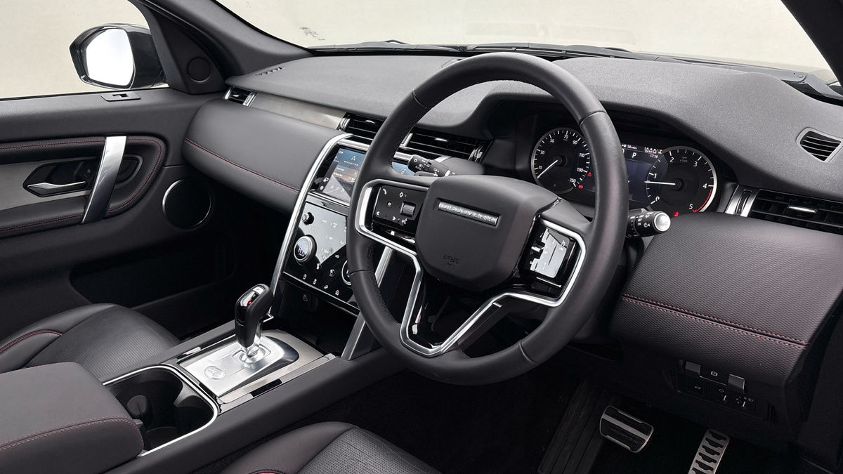 Land Rover Discovery Sport Image 5