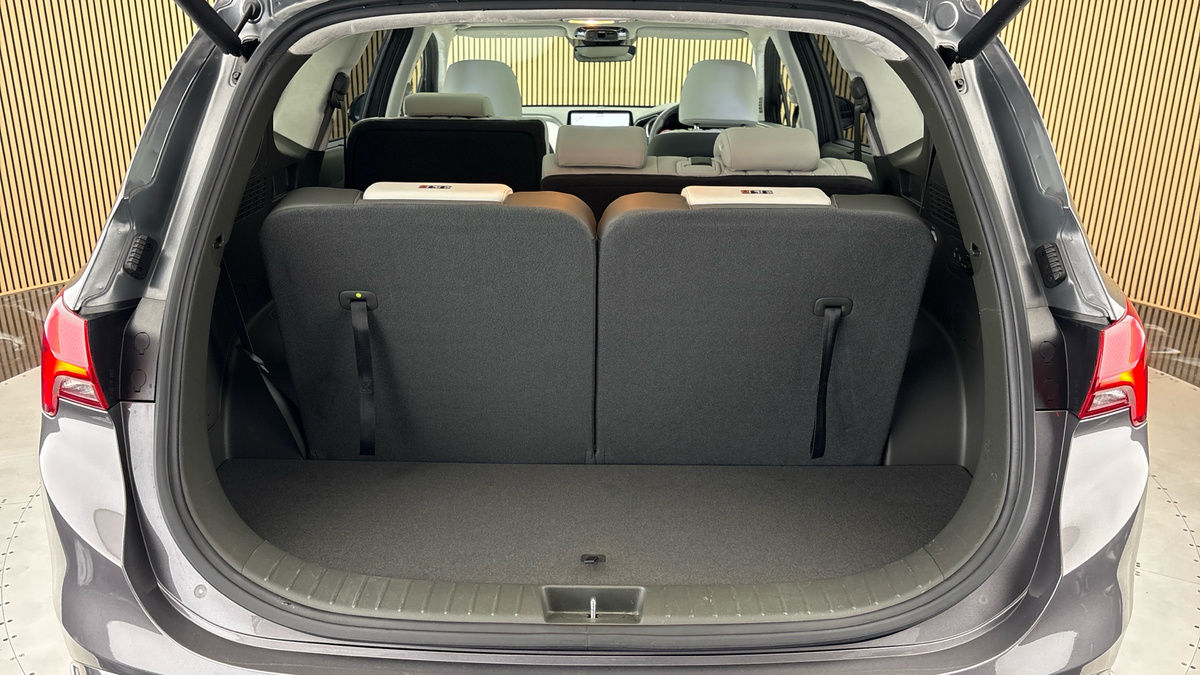 Hyundai Santa Fe Image 11