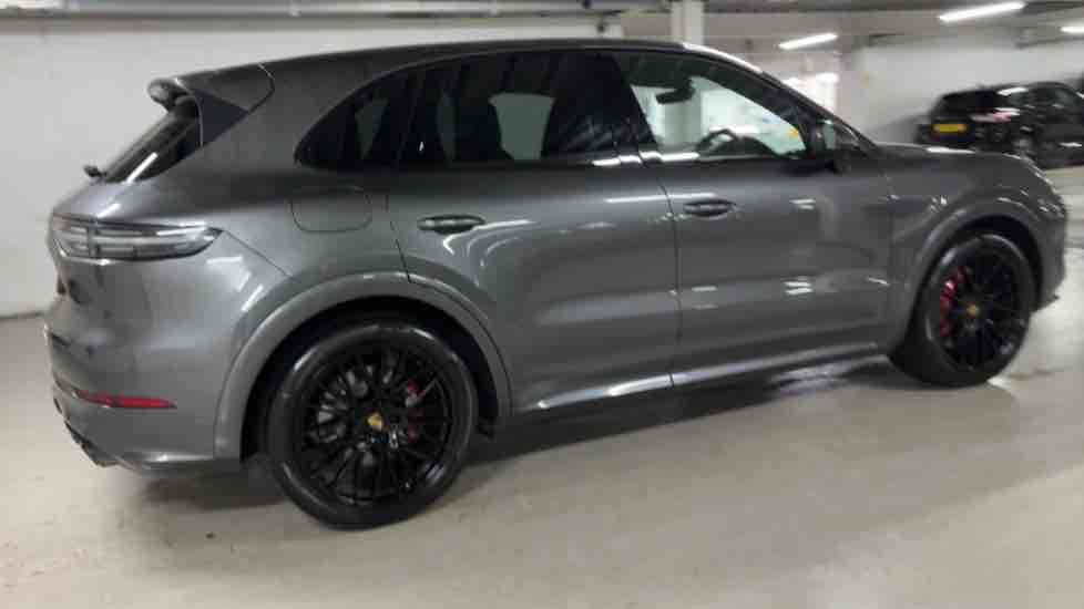 More views of Porsche Cayenne
