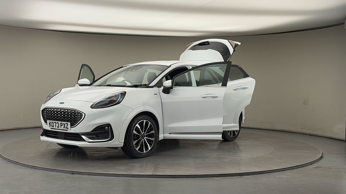 More views of Ford Puma