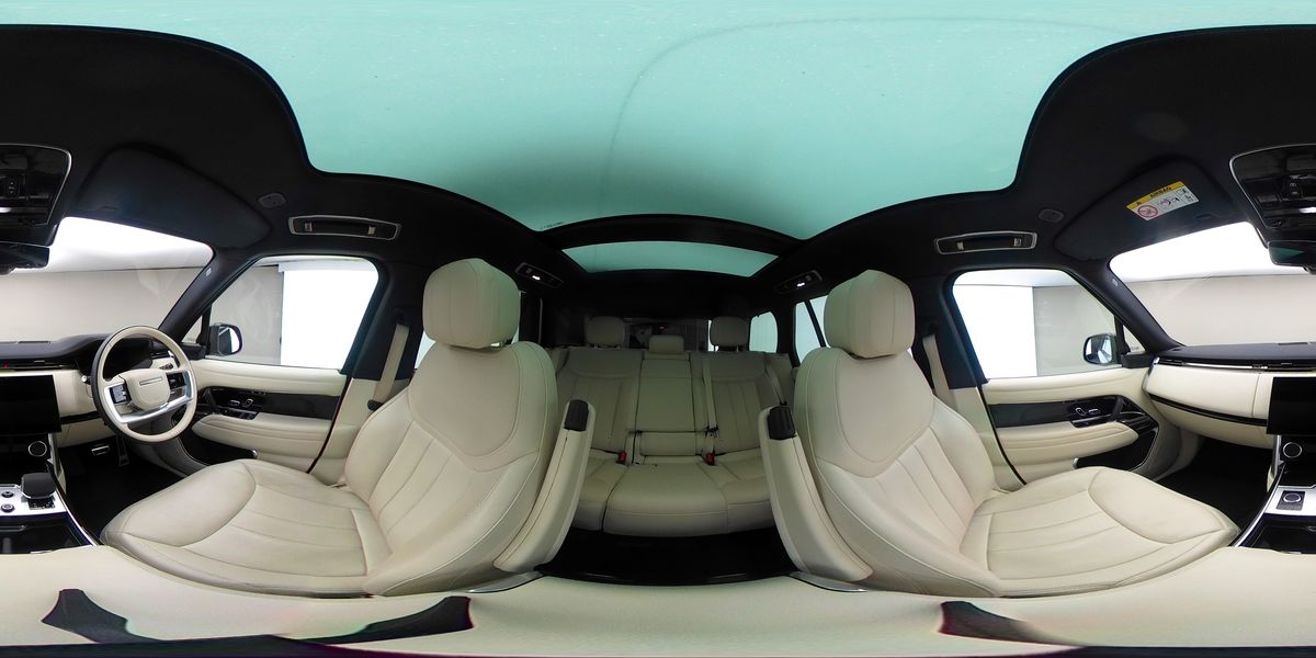 More views of Land Rover Range Rover