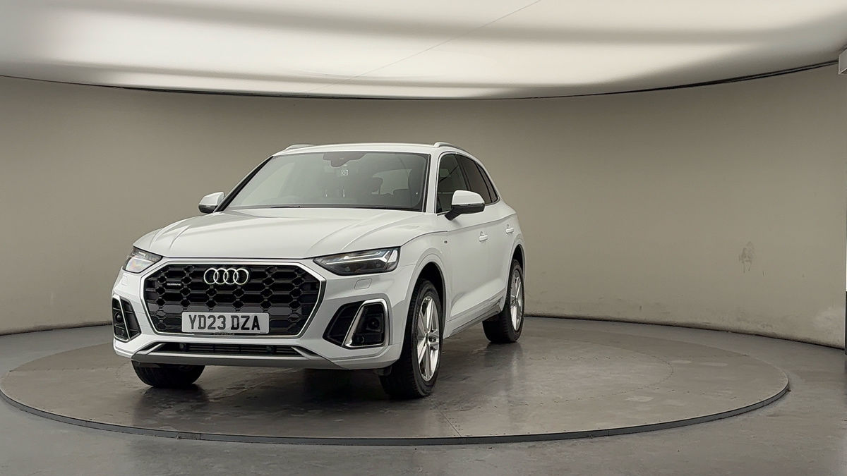 More views of Audi Q5