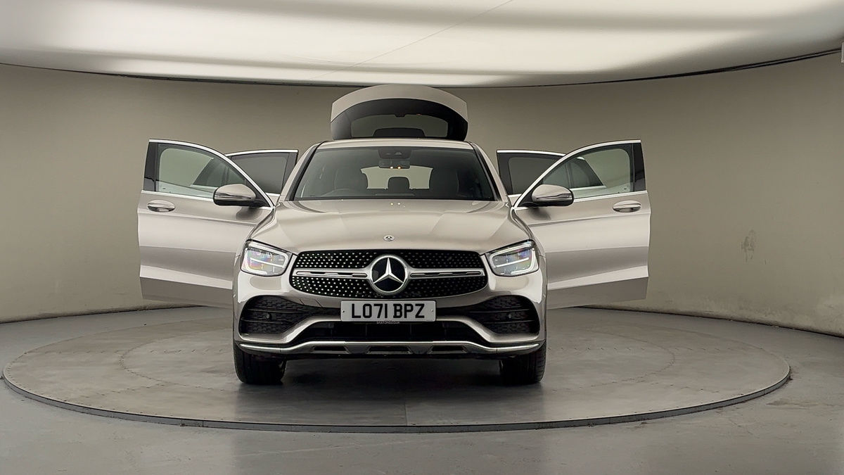 More views of Mercedes-Benz GLC