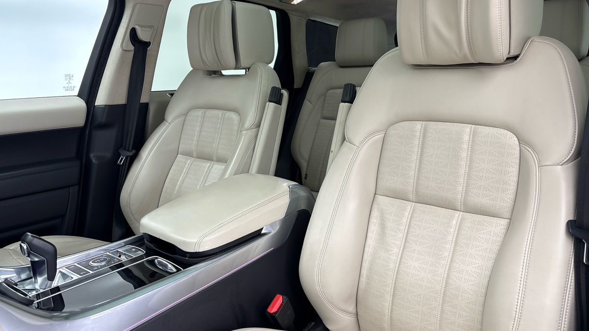 Land Rover Range Rover Sport Image 7