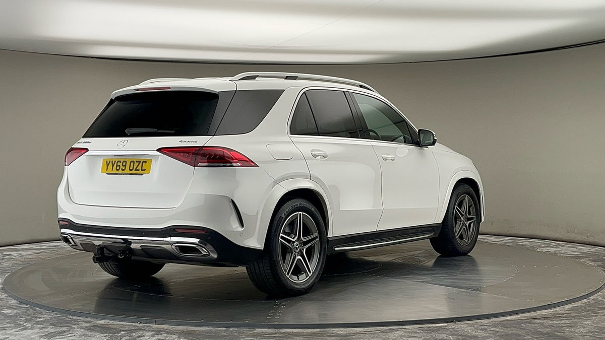 More views of Mercedes-Benz GLE