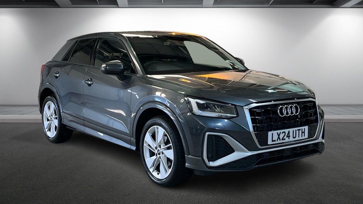 Audi Q2 Sticky Header Image